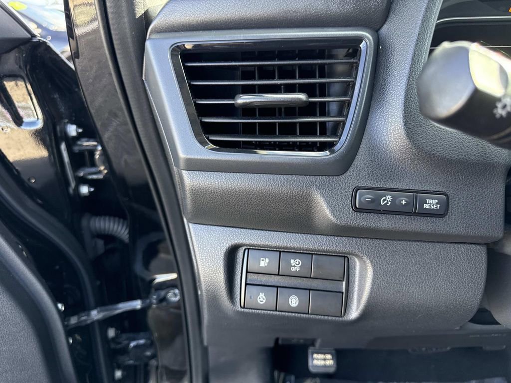 Used 2021 Nissan Leaf SV Plus image 31