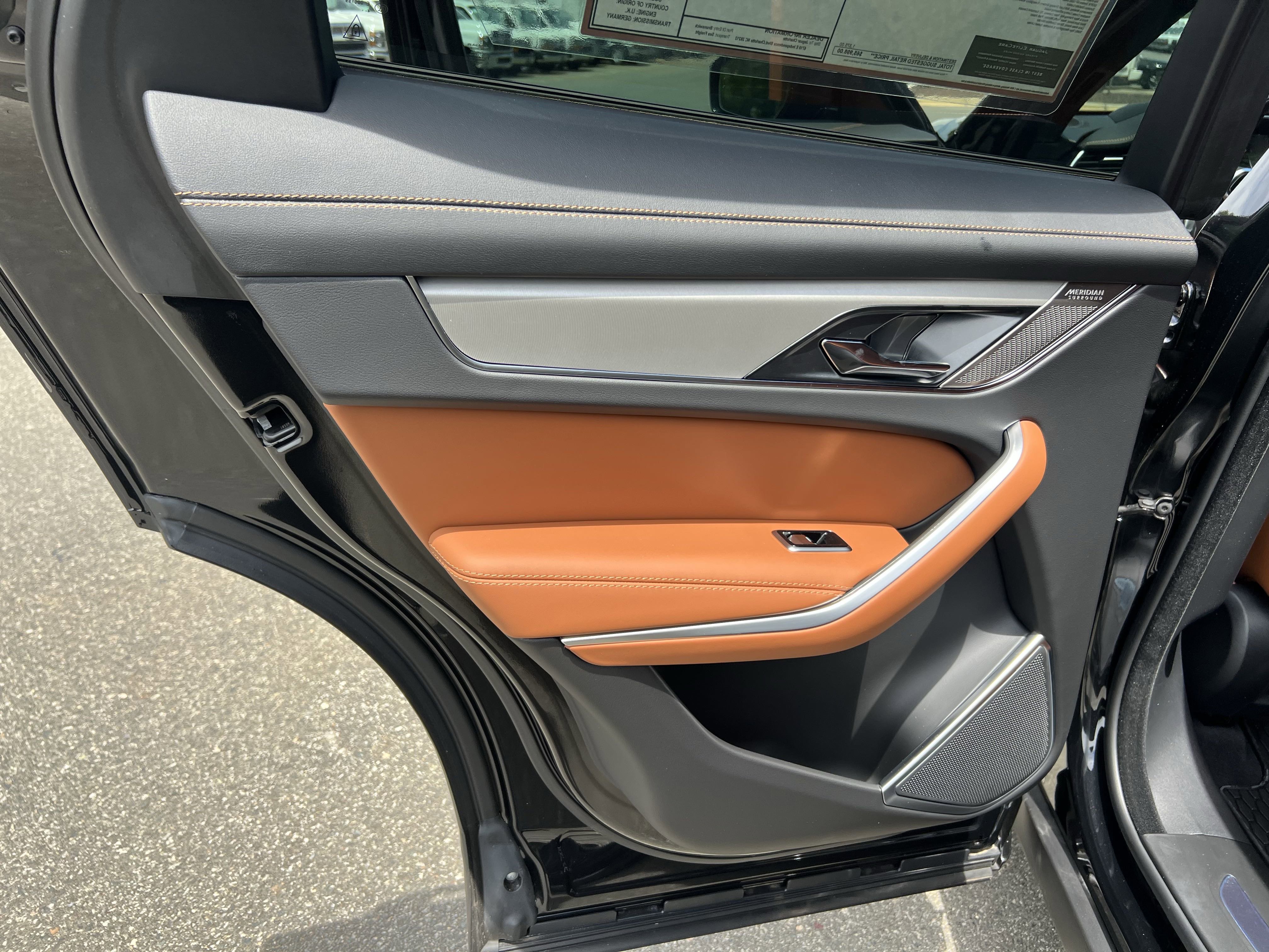 New 2026 Jaguar F-PACE R-Dynamic S image 19