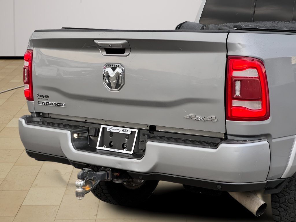 Used 2022 RAM 3500 Laramie w/ Safety Group B AWD/4WD image 42