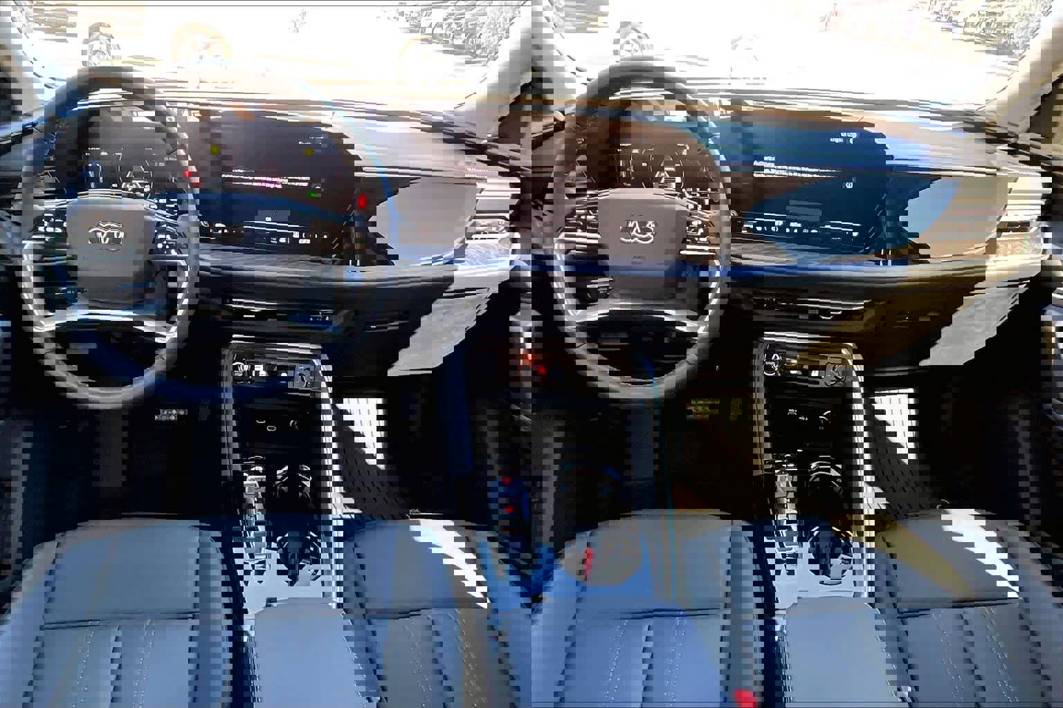 Used 2025 Audi Q5 Premium Plus image 13