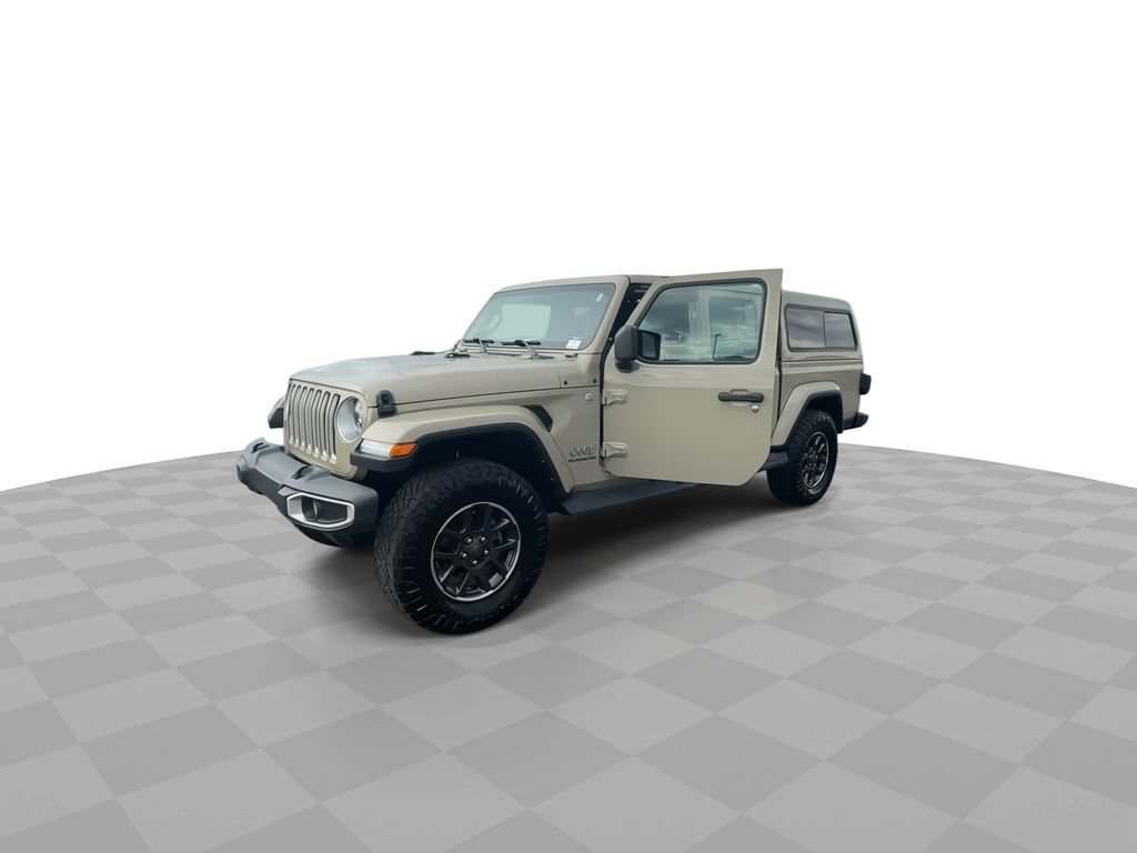 Used 2022 Jeep Gladiator Overland w/ LED Lighting Group AWD/4WD image 4