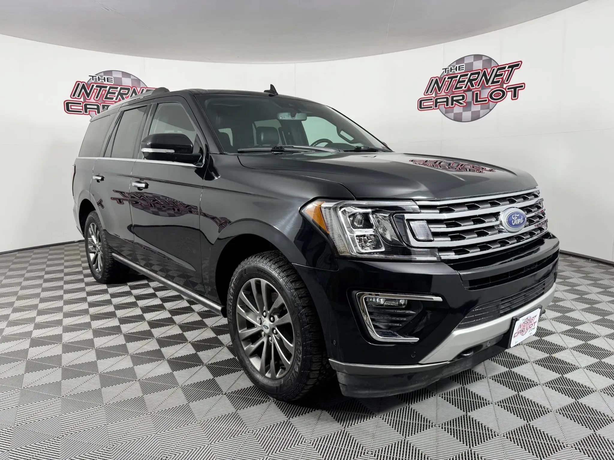 Used 2020 Ford Expedition Limited w/ Equipment Group 301A AWD/4WD image 9