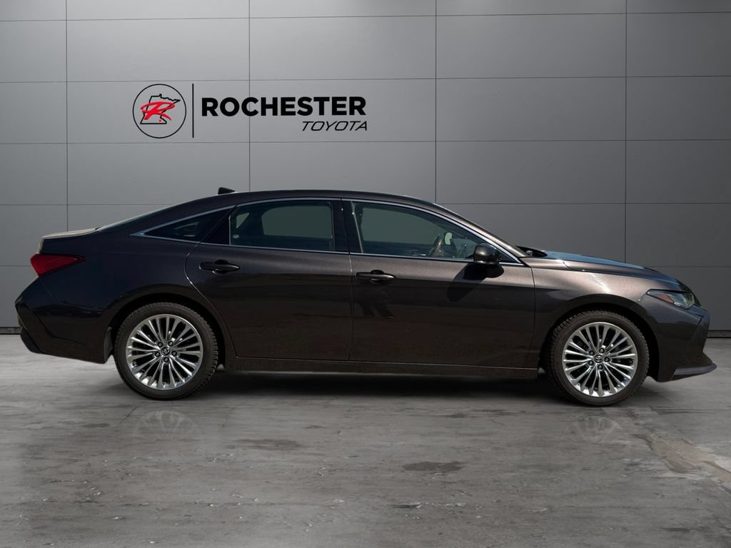 Certified 2019 Toyota Avalon Limited w/ All Weather Liner Package FWD image 6