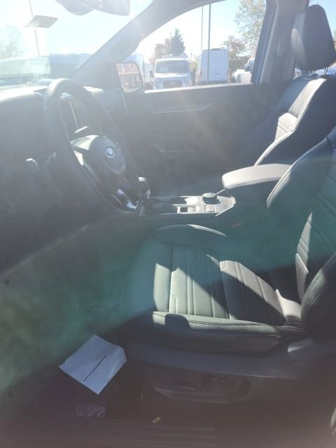 New 2025 Ford Ranger Lariat w/ FX4 Off-Road Package image 32