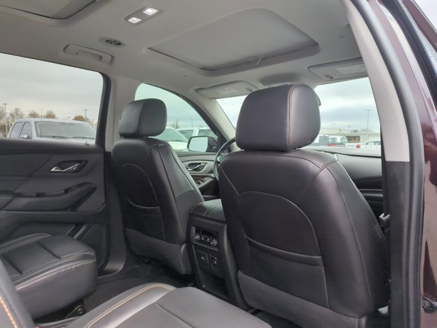 Used 2018 Chevrolet Traverse LT image 19