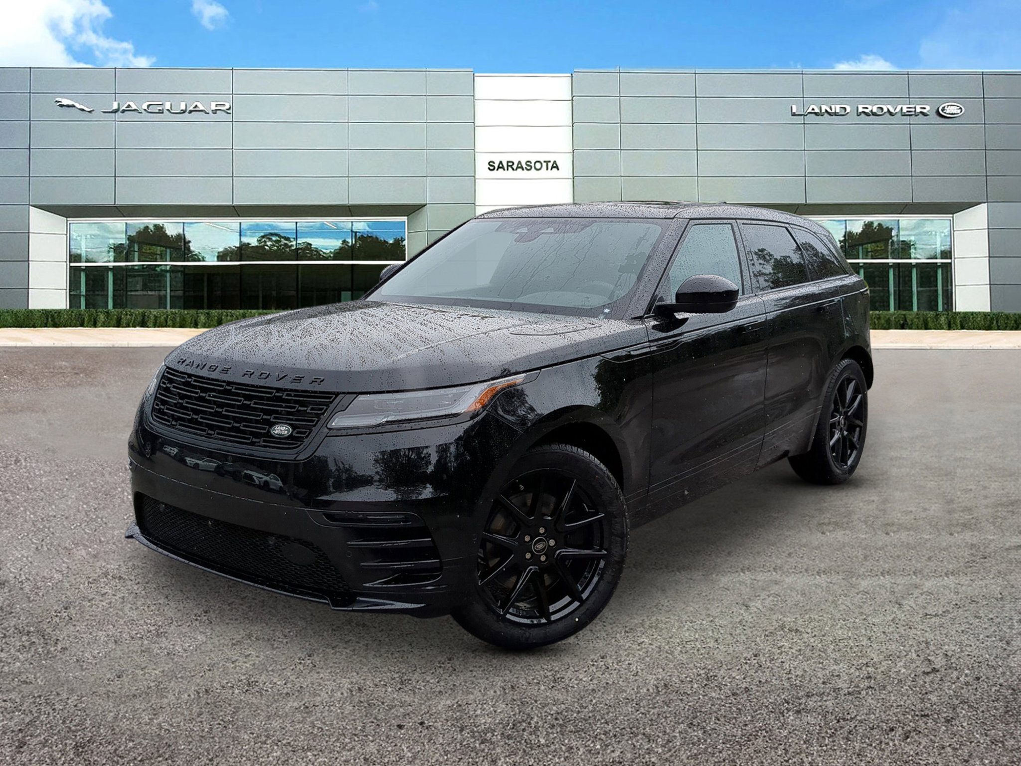 New 2026 Land Rover Range Rover Velar Dynamic SE