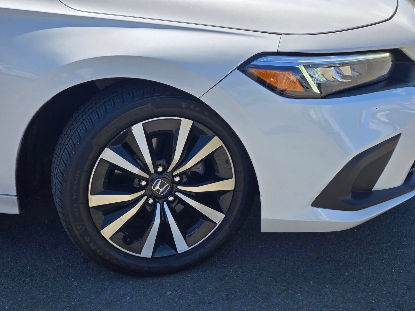 Used 2024 Honda Civic EX image 9