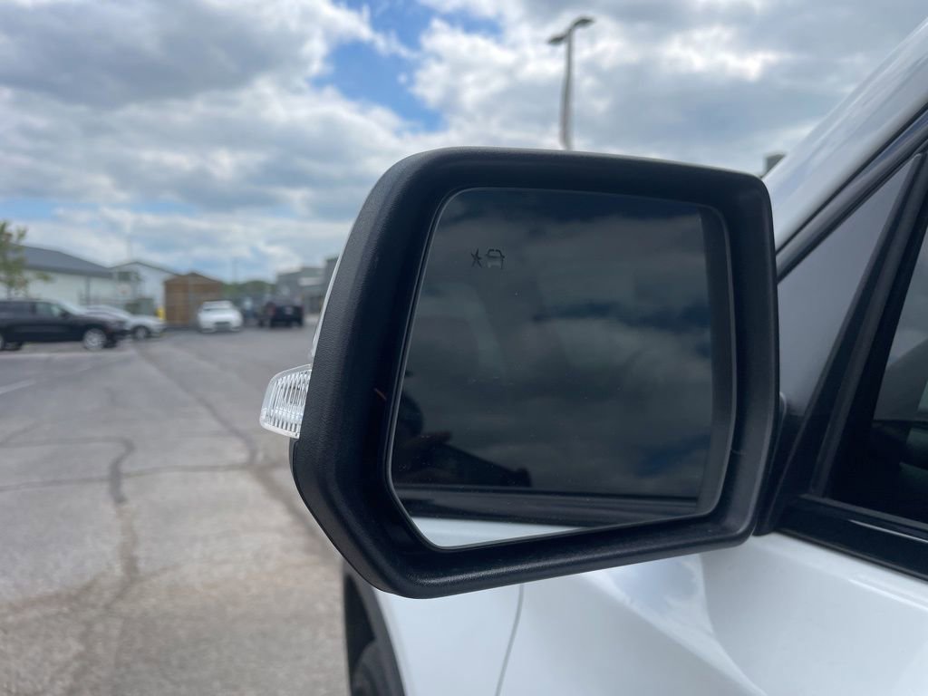 Used 2023 Chevrolet Traverse RS w/ LPO, Floor Liner Package image 16