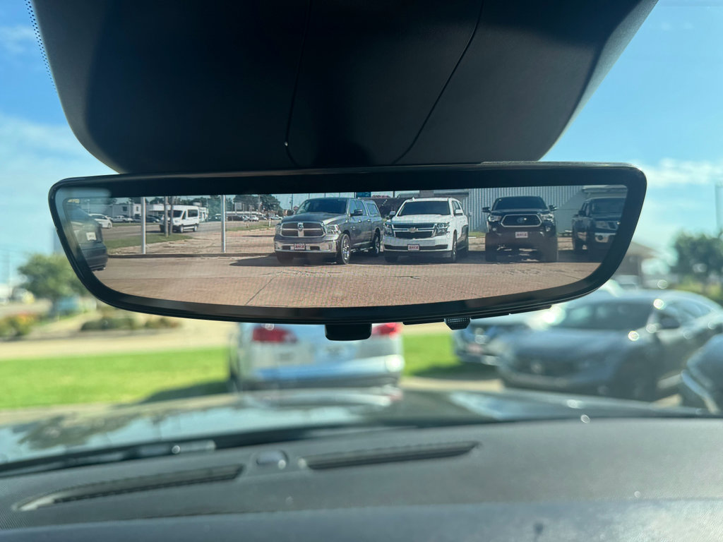 Used 2021 Cadillac Escalade Premium Luxury w/ Driver Assist Tech Package image 20