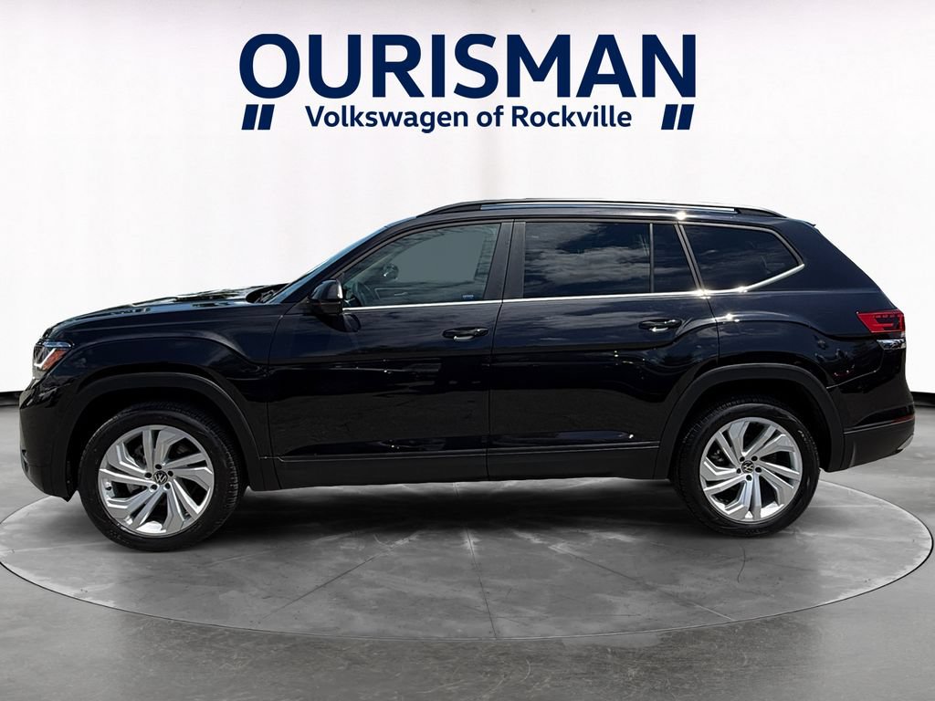 Used 2023 Volkswagen Atlas SE AWD/4WD image 3