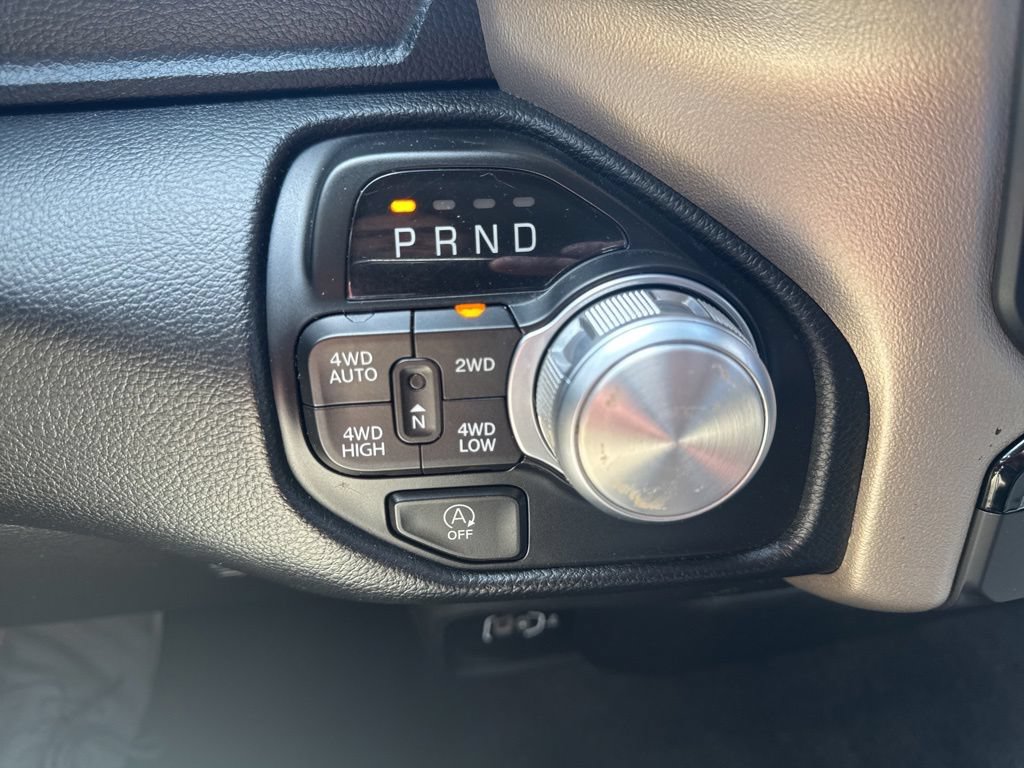 Used 2022 RAM 1500 Laramie AWD/4WD image 16