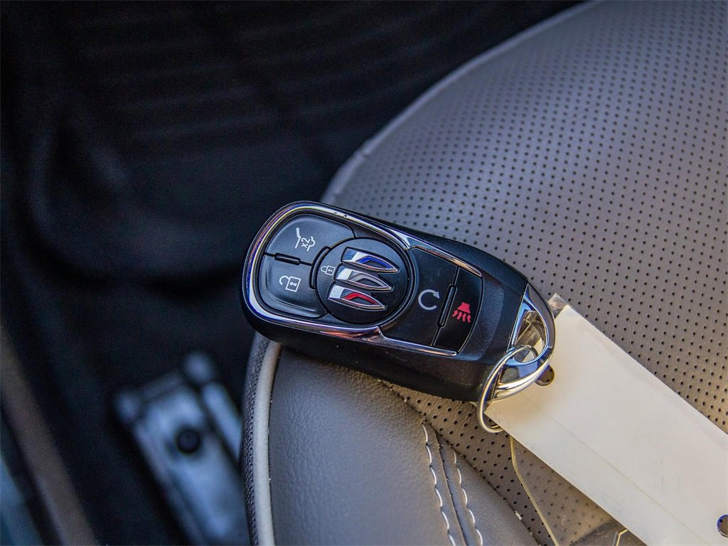 Certified 2025 Buick Envista Avenir image 36