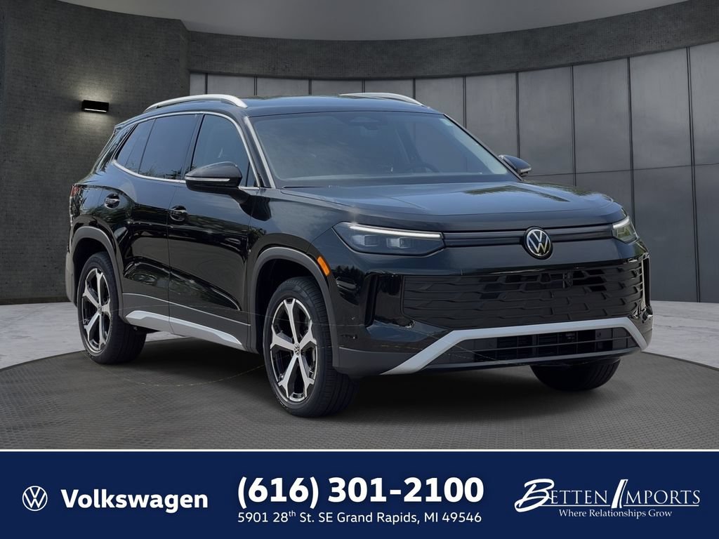 New 2025 Volkswagen Tiguan SE AWD/4WD image 1