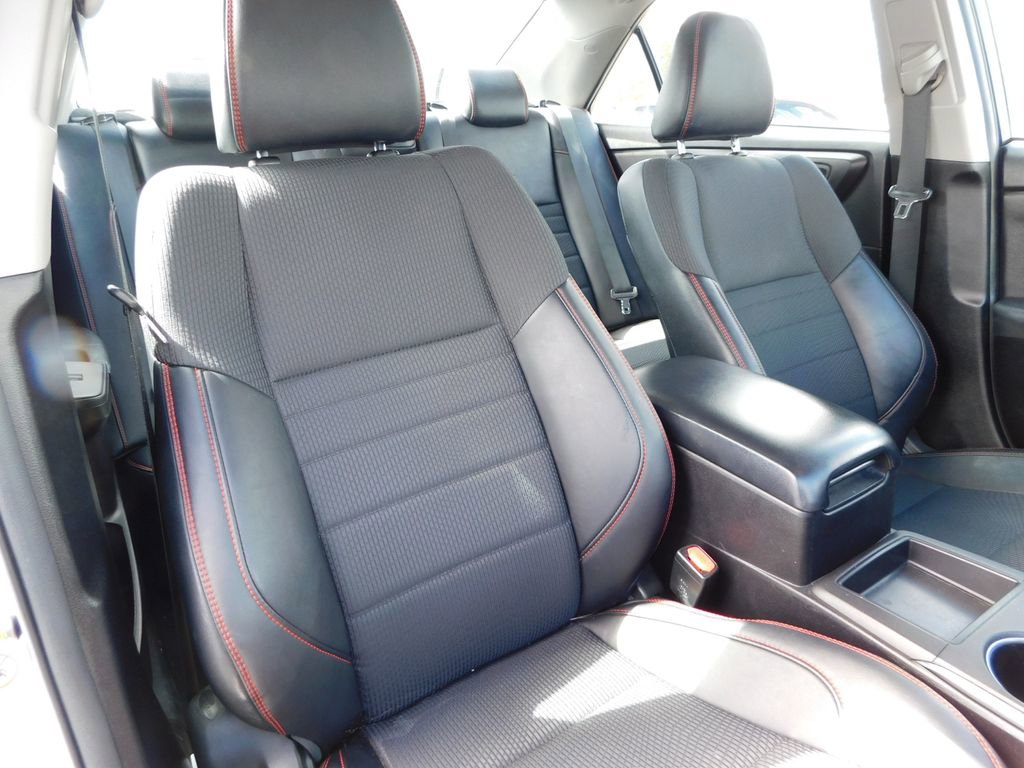 Used 2016 Toyota Camry SE w/ Moonroof Package image 20