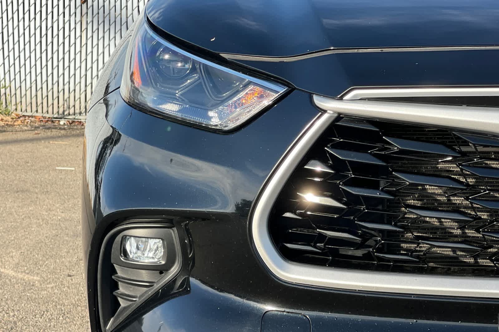 Used 2024 Toyota Highlander LE AWD/4WD image 17