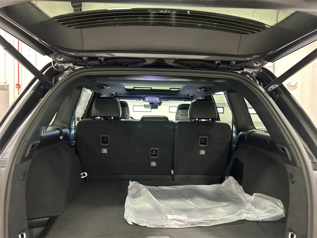 New 2025 Jeep Grand Cherokee Overland w/ Adv Protech Group III image 32