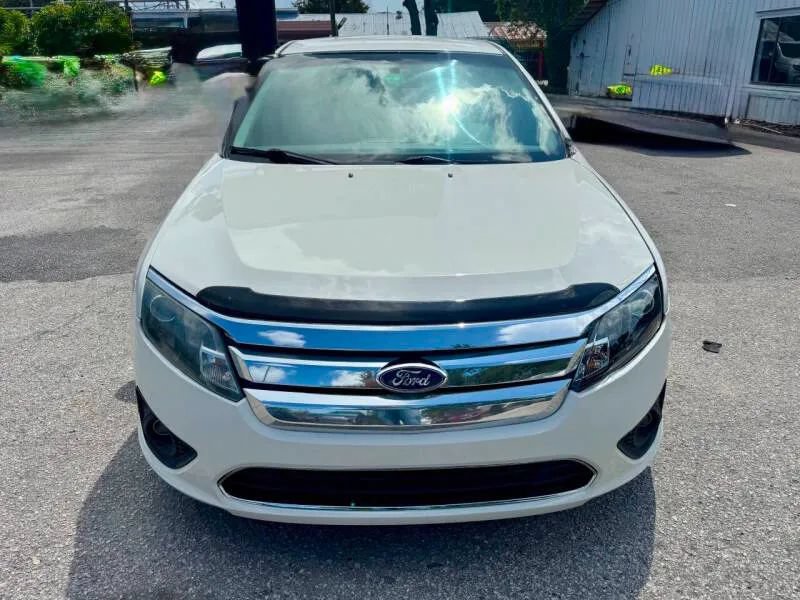 Used 2011 Ford Fusion SE w/ 201A Rapid Spec Order Code FWD image 2