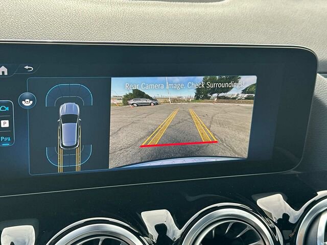 Used 2025 Mercedes-Benz GLA 250 4MATIC image 25