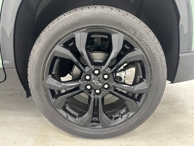 New 2027 Chevrolet Traverse RS w/ LPO, Floor Liner Package AWD/4WD image 39