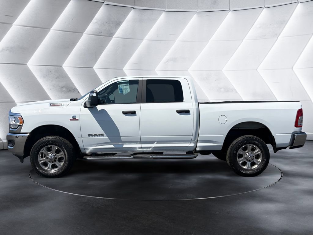 Used 2024 RAM 2500 Big Horn AWD/4WD image 2