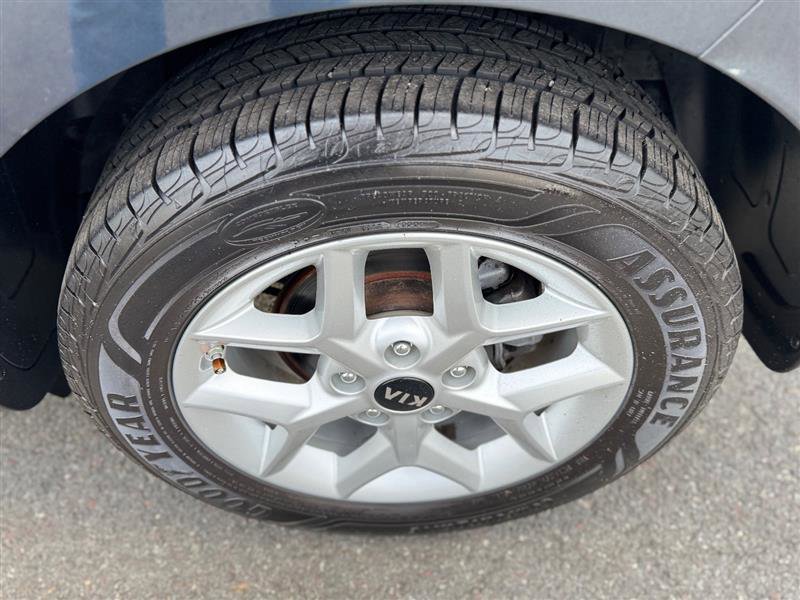 Used 2020 Kia Soul S image 27