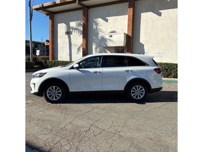 Used 2020 Kia Sorento L image 2