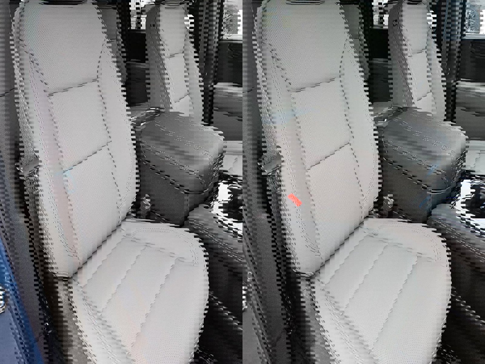 New 2026 GMC Yukon XL Elevation image 30