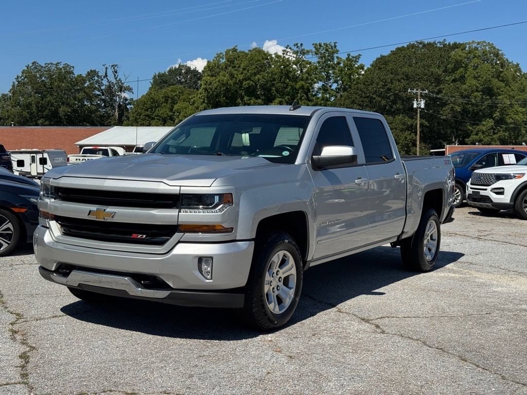 Used 2018 Chevrolet Silverado 1500 LT w/ All Star Edition AWD/4WD image 6