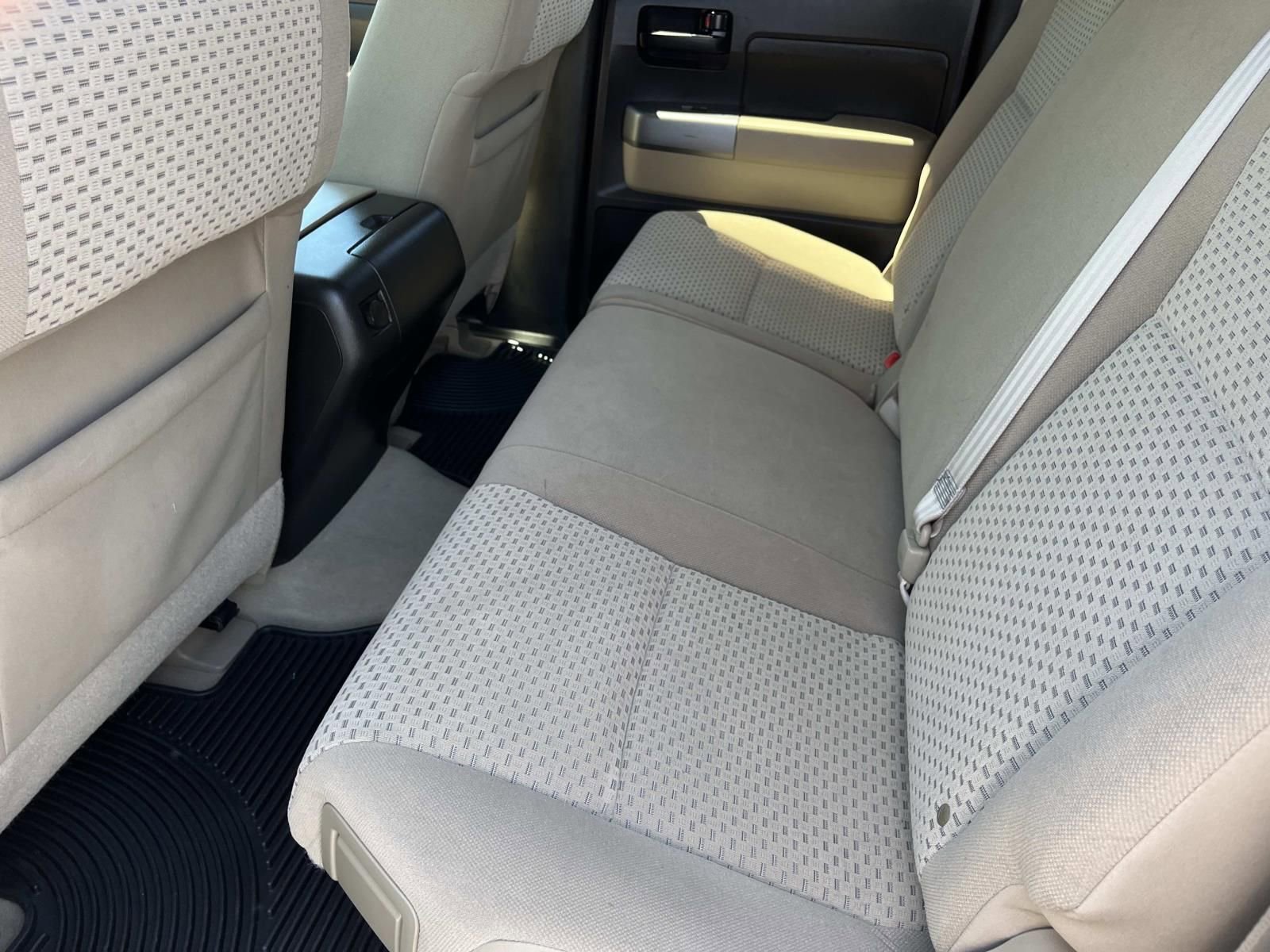 Used 2010 Toyota Tundra 4x4 Double Cab image 18