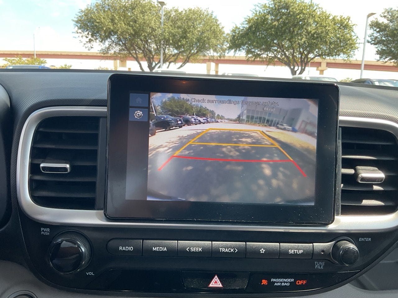 Used 2025 Hyundai Venue SEL FWD image 39