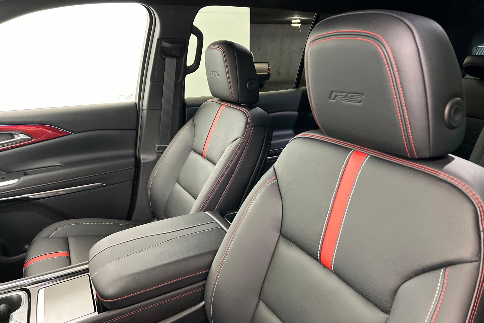 New 2026 Chevrolet Traverse RS image 17