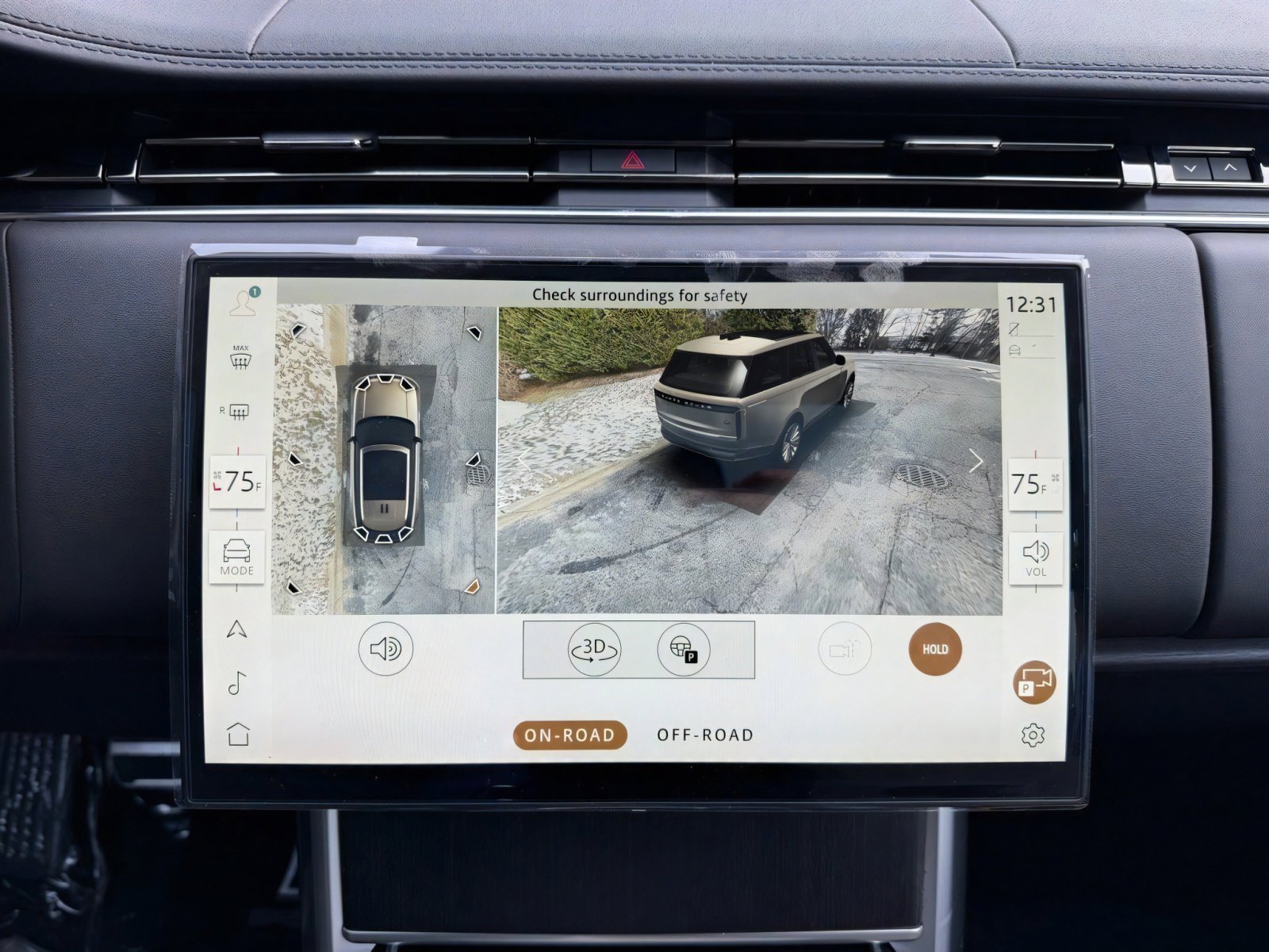 New 2026 Land Rover Range Rover SE image 18