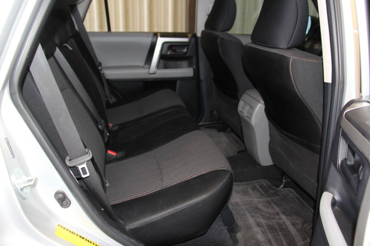 Used 2010 Toyota 4Runner SR5 RWD image 27