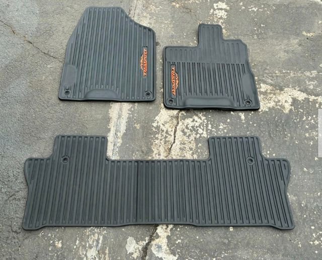 Used 2023 Honda Passport TrailSport image 30