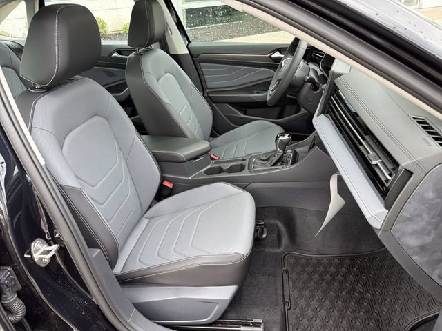 New 2026 Volkswagen Jetta SEL FWD image 26