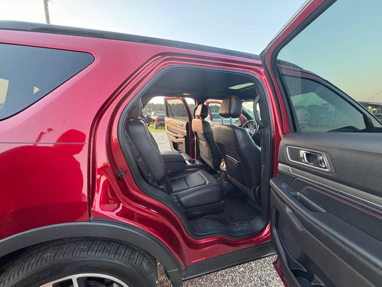 Used 2017 Ford Explorer Sport w/ Equipment Group 401A image 16