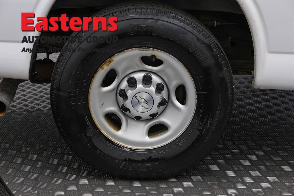 Used 2019 Chevrolet Express 2500 Extended w/ Safety Package RWD image 32