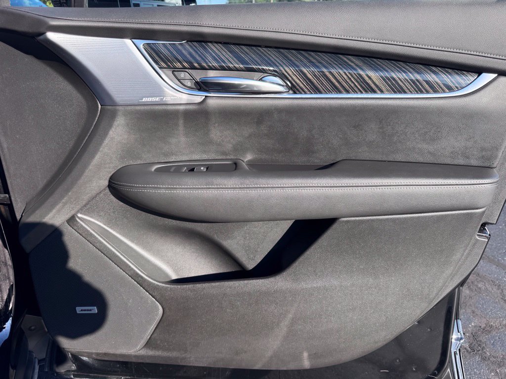 Used 2024 Cadillac XT6 Premium Luxury AWD/4WD image 28