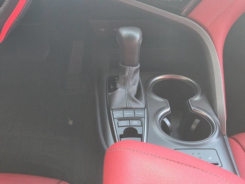 Used 2024 Toyota Camry XSE w/ Cold Weather Package FWD image 10