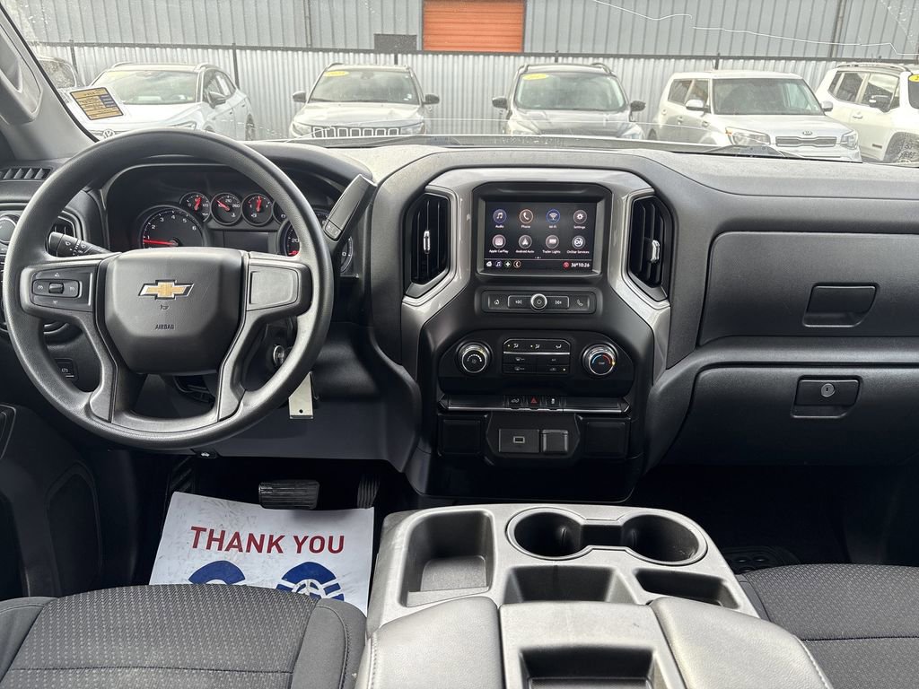 Used 2020 Chevrolet Silverado 1500 Custom w/ Custom Value Package image 9