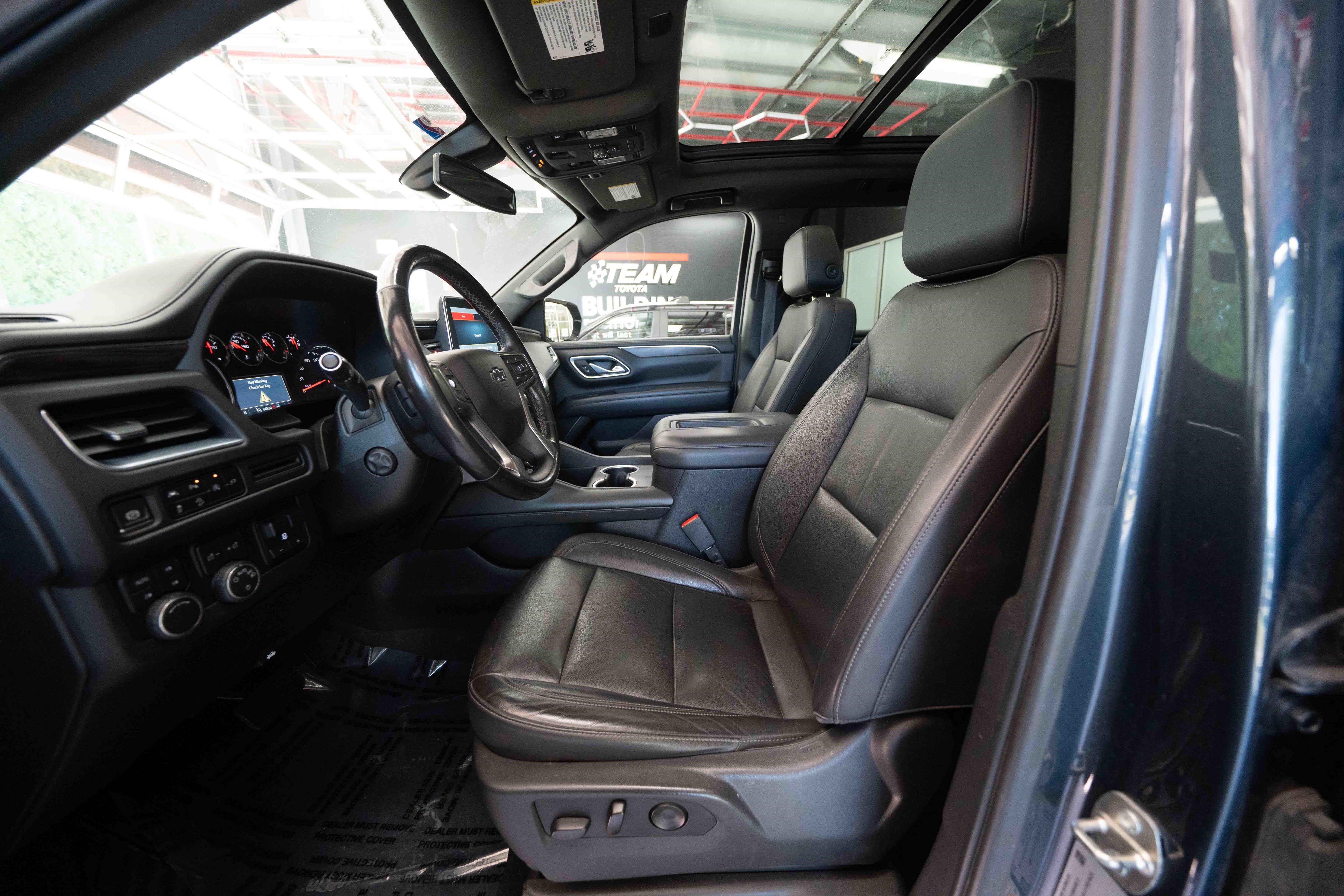 Used 2021 Chevrolet Tahoe Z71 w/ Z71 Signature Package AWD/4WD image 9