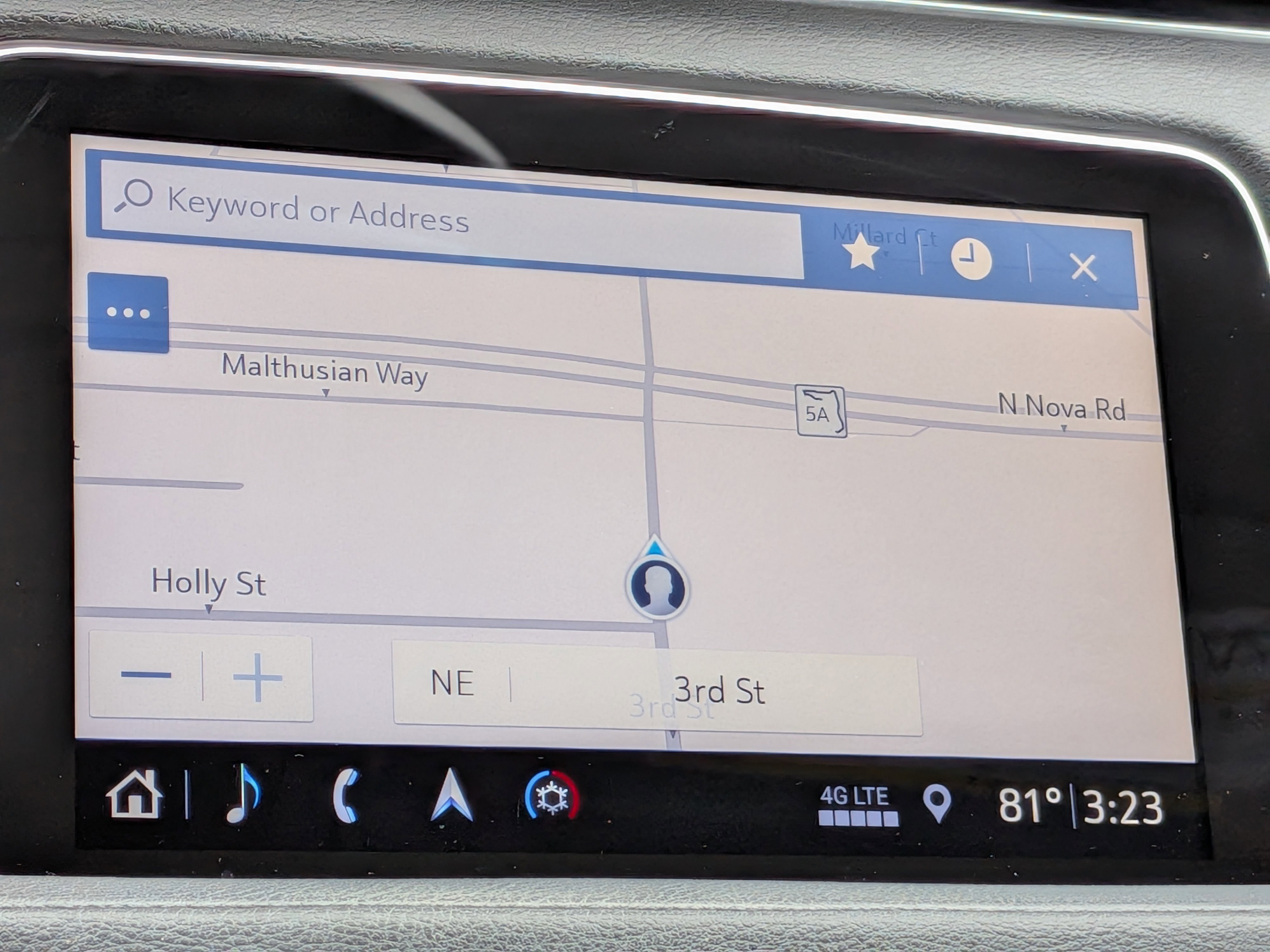 Certified 2019 Cadillac XT4 Luxury FWD image 27