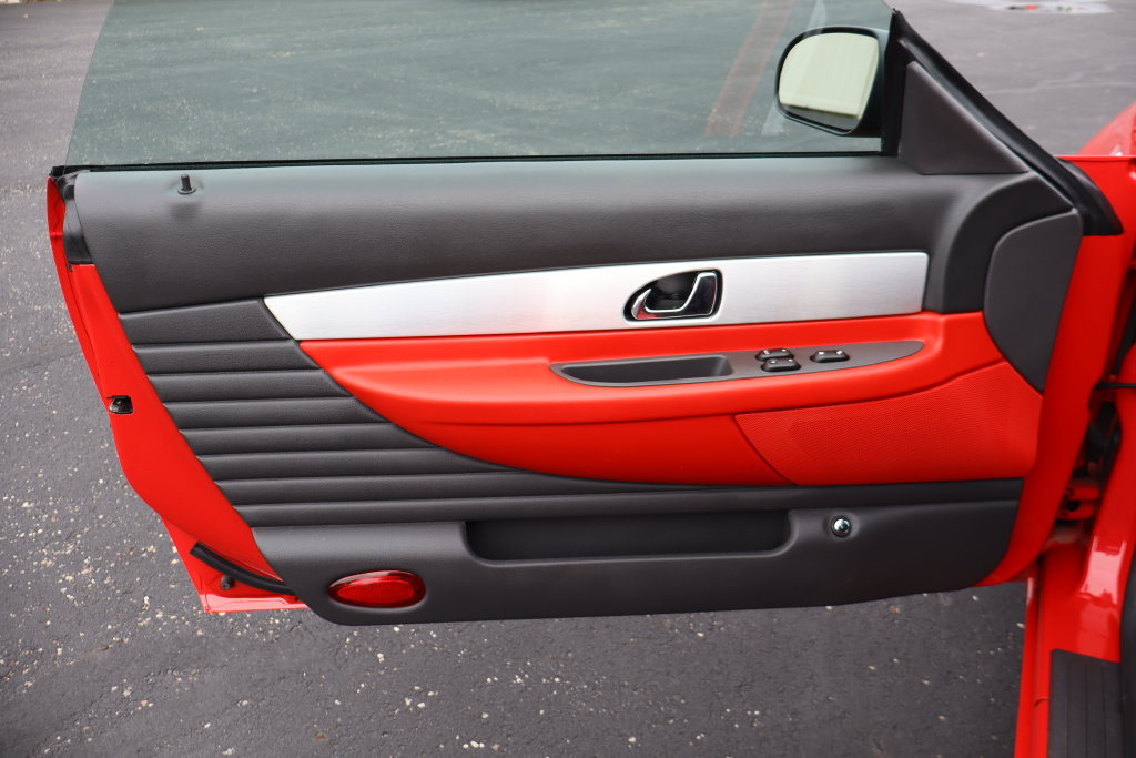 Used 2002 Ford Thunderbird RWD image 15