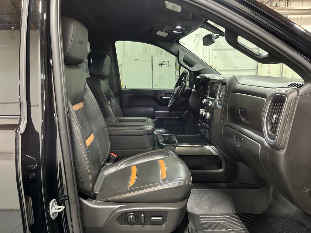 Used 2022 GMC Sierra 2500 AT4 w/ Gooseneck/5TH Wheel Package image 26