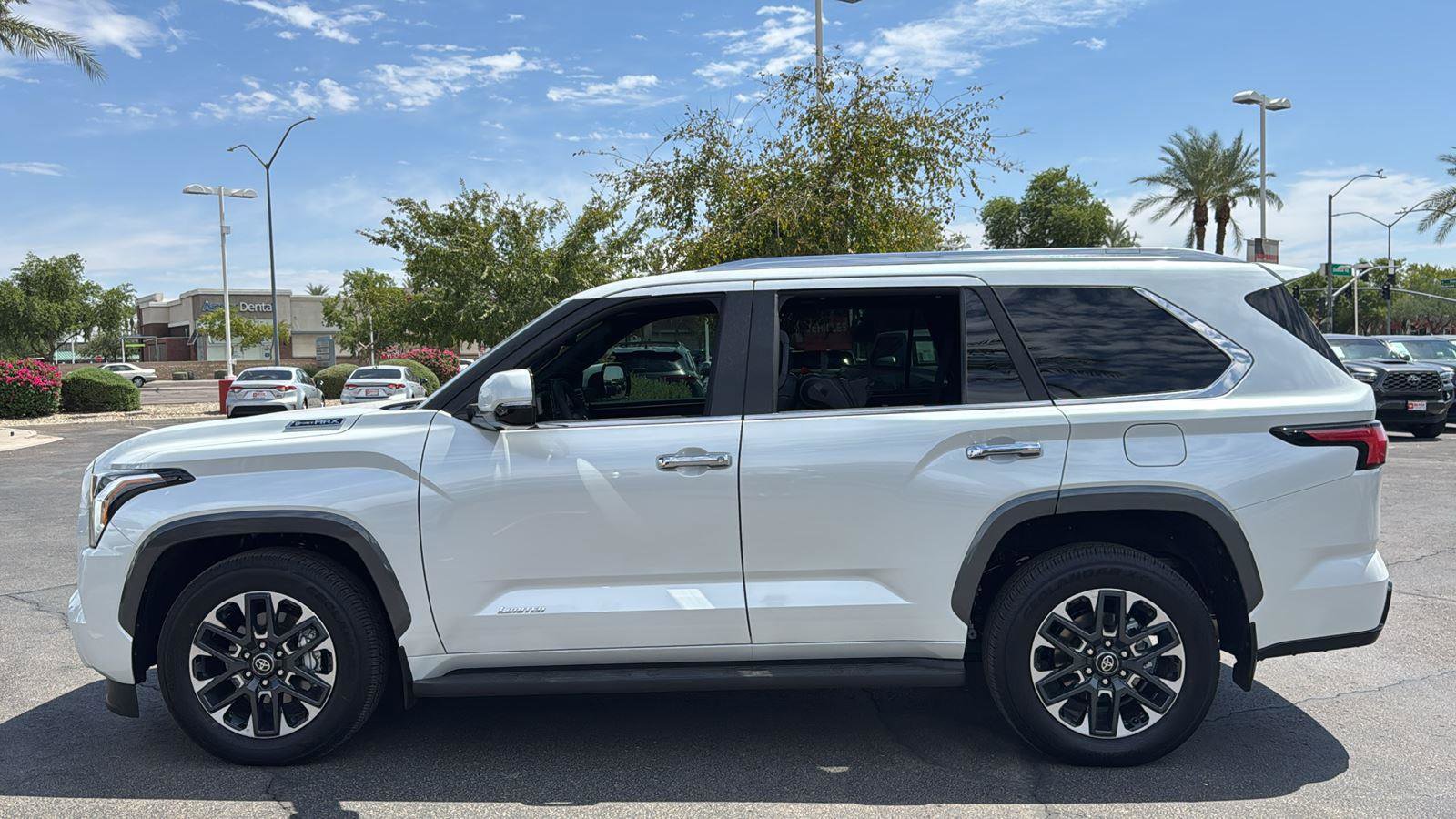 Used 2025 Toyota Sequoia Limited image 4