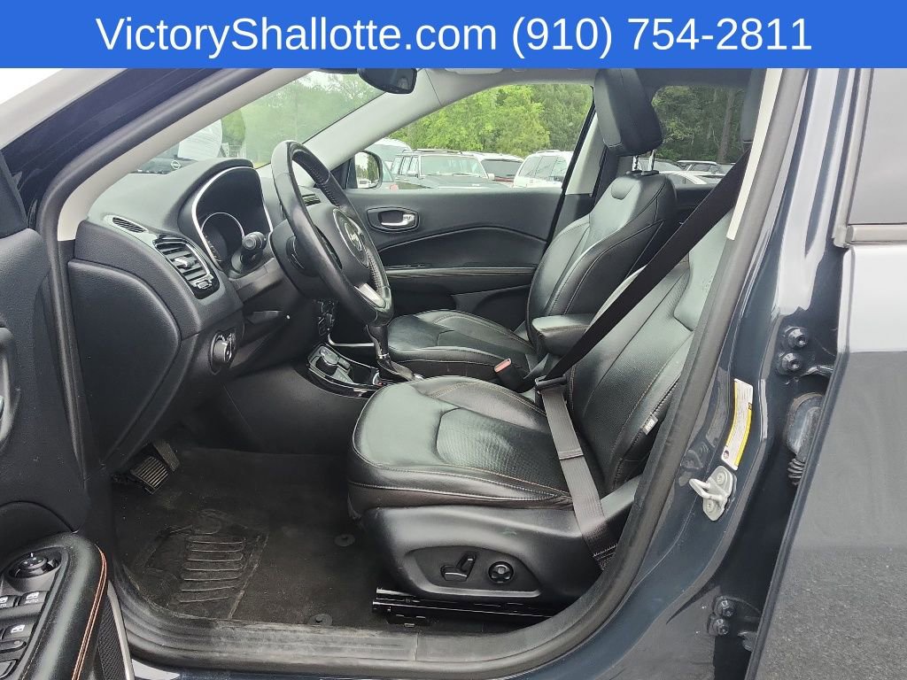 Used 2018 Jeep Compass Limited w/ Navigation Group AWD/4WD image 18