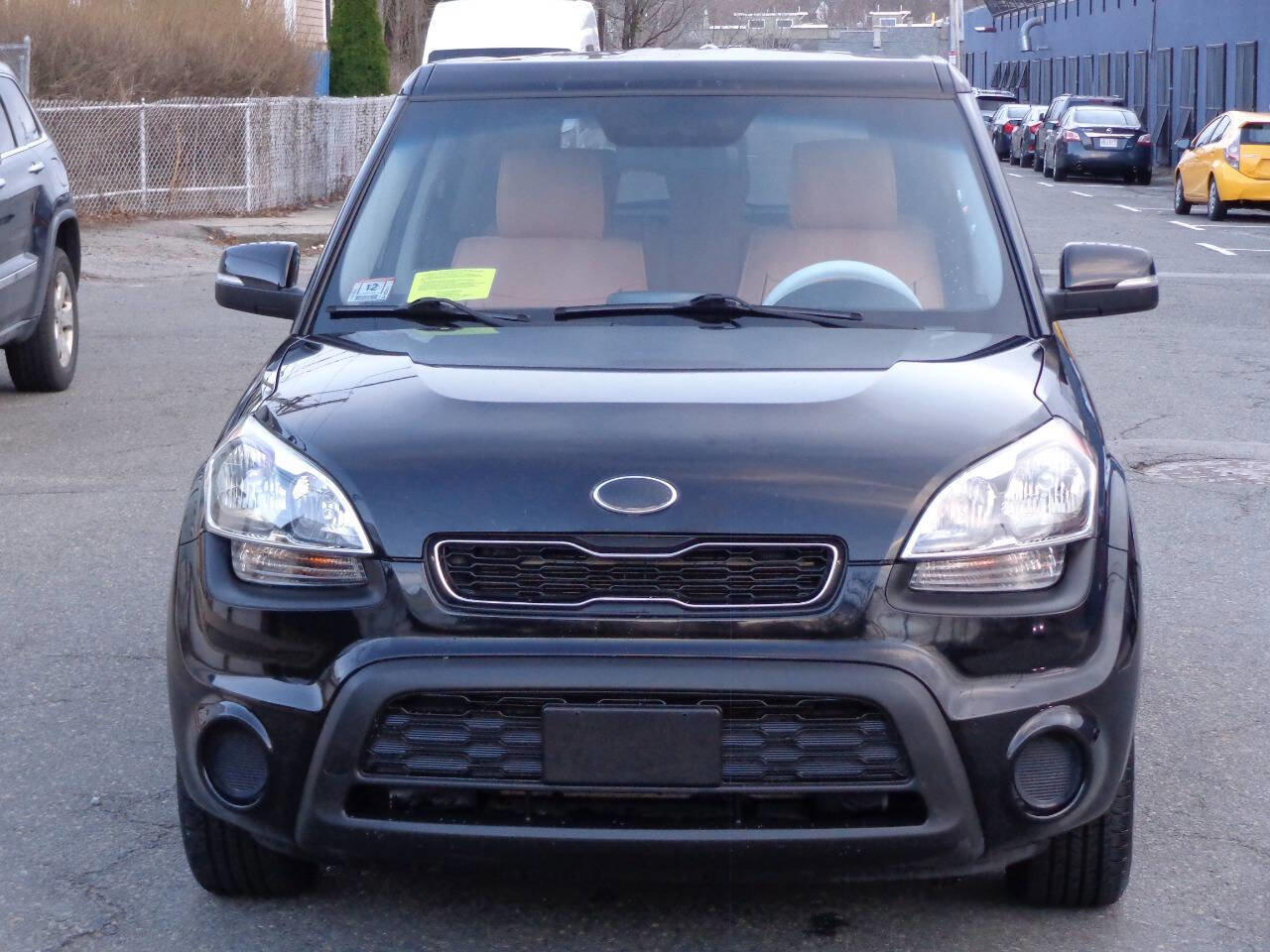 Used 2013 Kia Soul + image 2