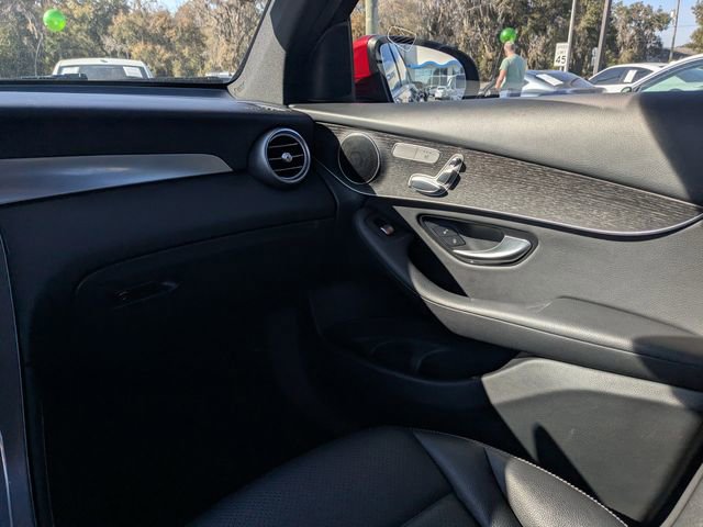Used 2020 Mercedes-Benz GLC 300 GLC 300 image 13