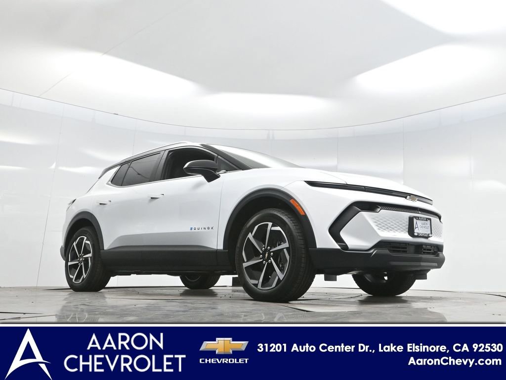 New 2026 Chevrolet Equinox EV LT AWD/4WD image 2