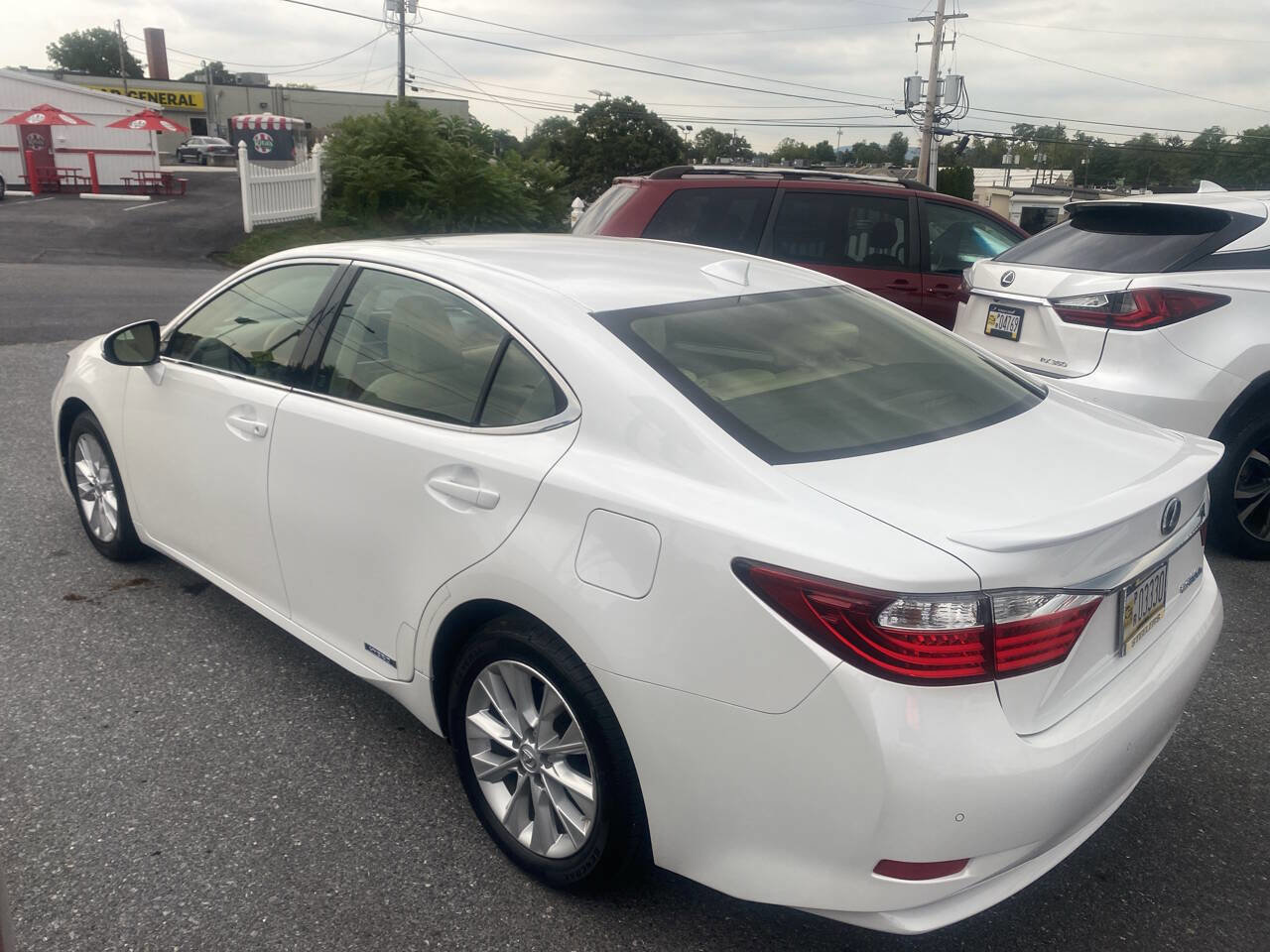 Used 2015 Lexus ES 300h